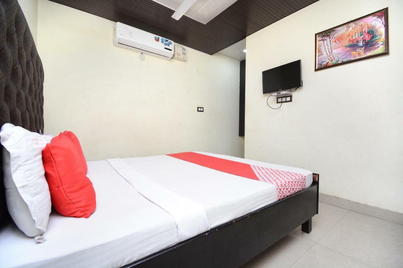 Oyo 29409 Hotel Best Sleep Inn Jalandhar Exterior foto