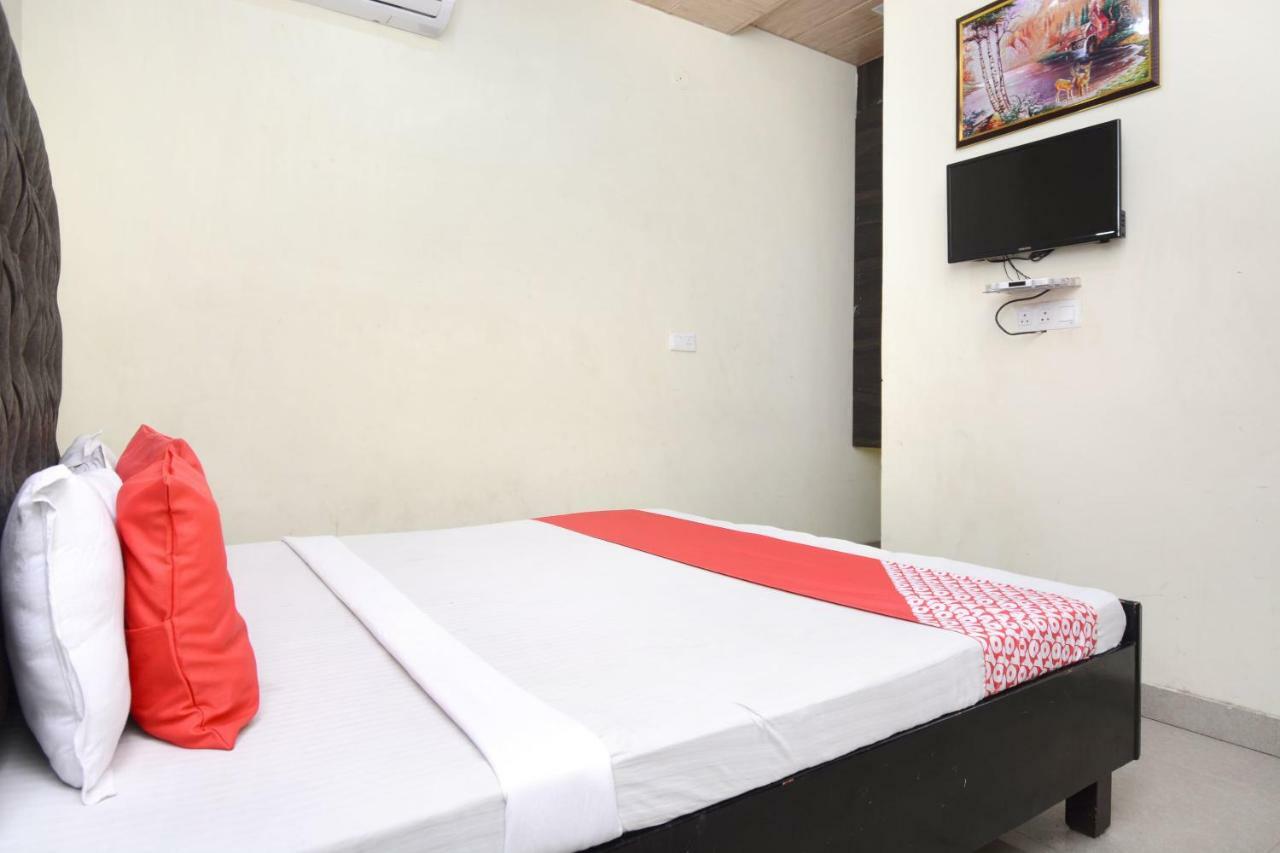 Oyo 29409 Hotel Best Sleep Inn Jalandhar Exterior foto