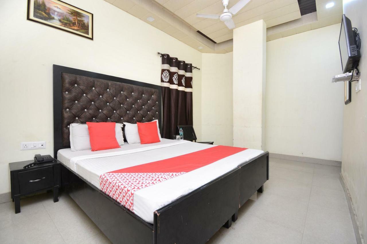 Oyo 29409 Hotel Best Sleep Inn Jalandhar Exterior foto